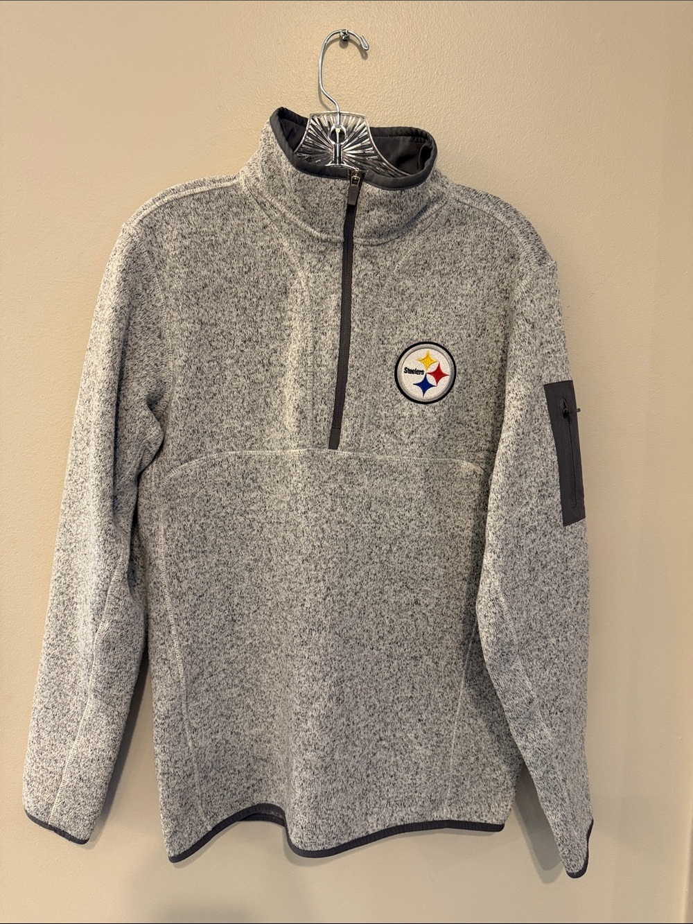 Pittsburgh Steelers Antigua Gray Heather Half-Zip Pullover with Steelers Patch